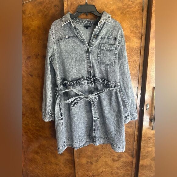 Who What Wear Gray Midi Dress with Belt - Picture 1 of 7